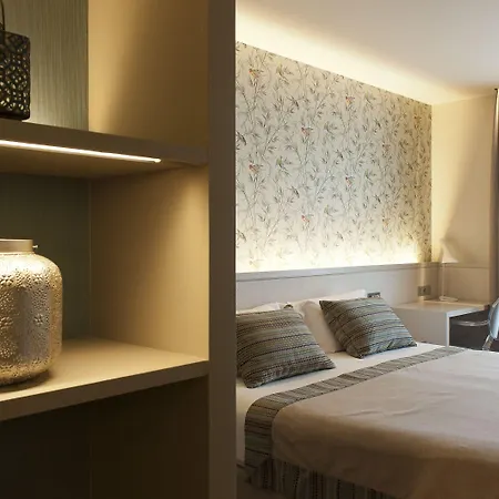 Hotel Duquesa De Cardona 4 Sup By Grup Duquessa