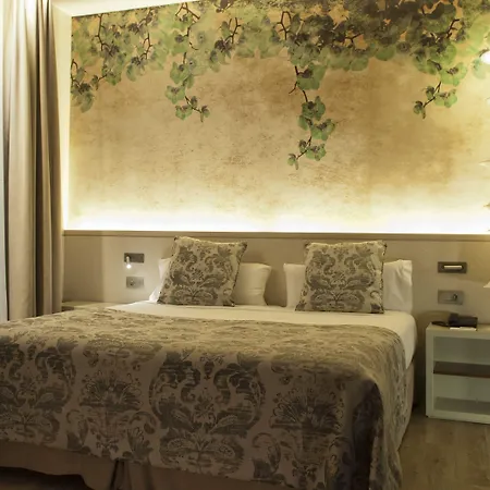 Duquesa De Cardona 4 Sup By Grup Duquessa Szálloda