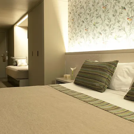 Duquesa De Cardona 4 Sup By Grup Duquessa