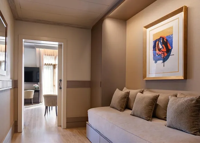 Duquesa De Cardona 4 Sup By Grup Duquessa Hotel