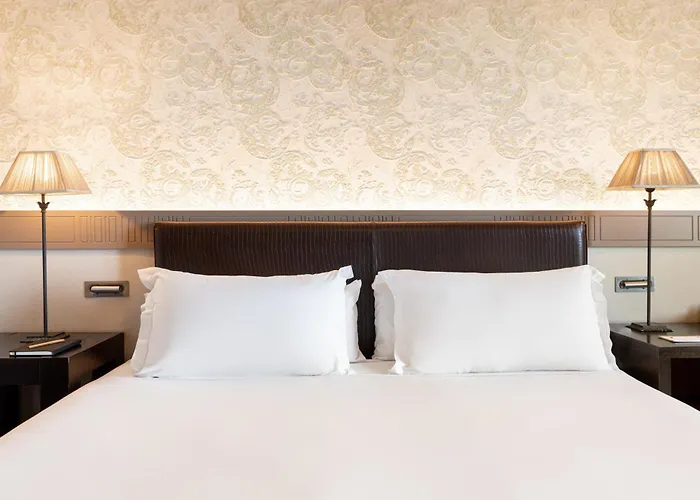 Duquesa De Cardona 4 Sup By Grup Duquessa