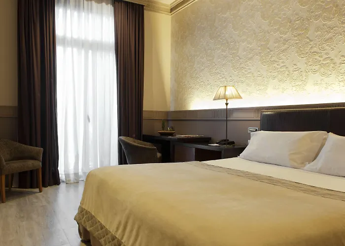 Duquesa De Cardona 4 Sup By Grup Duquessa Hotel Barcelona