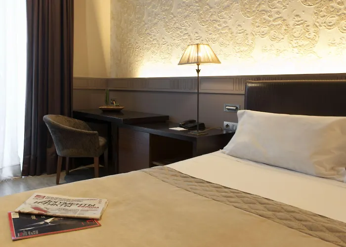 Duquesa De Cardona 4 Sup By Grup Duquessa Hotel