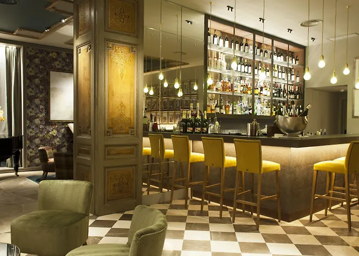 Duquesa De Cardona 4 Sup By Grup Duquessa 4*