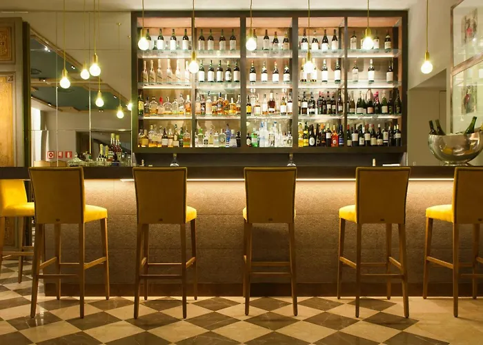 Duquesa De Cardona 4 Sup By Grup Duquessa 4*